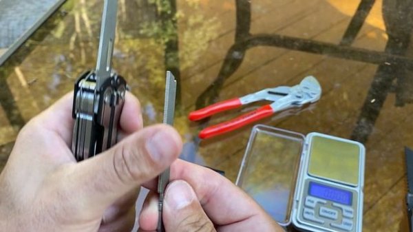 Leatherman Arc vs (Surge + Knipex) | Better Bang for your Buck?