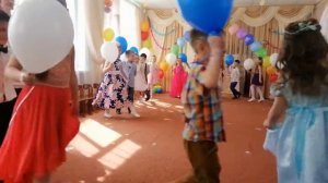 Выпускной 26.04.19 выход детей