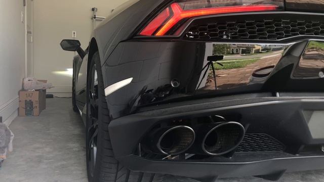 Lamborghini Huracan Startup & Revs RACE EXHAUST смотреть онлайн