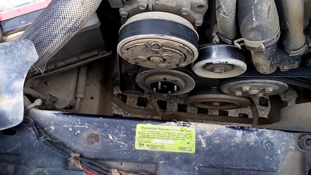 Sustitución del viscoso del ventilador, '89 Renix Cherokee fan clutch replacing смотреть онлайн
