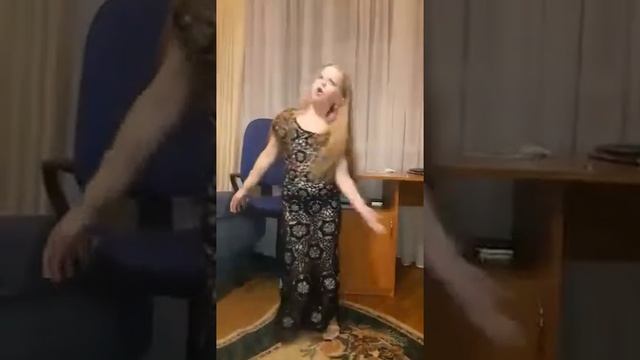 Уходи и. дверь закрой ! В 7лет под фонограму смотреть онлайн