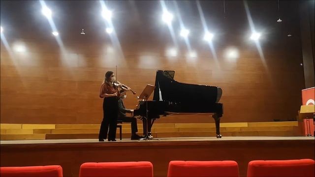 Ulvi Cemal Erkin - Three Pieces “Improvisation” смотреть онлайн