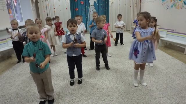 2 сред для мамы смотреть онлайн