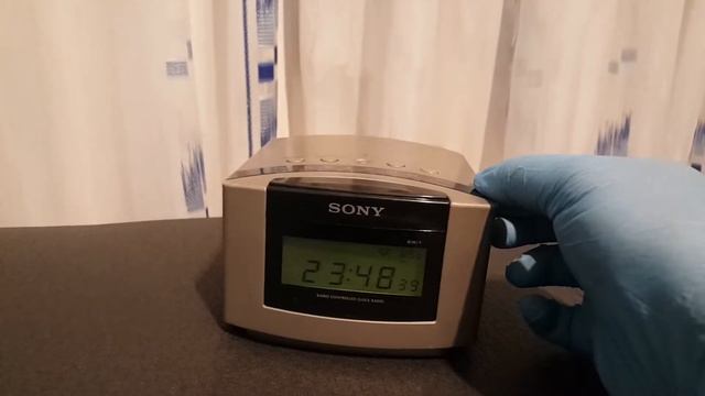 Radio Controlled Clock Sony ICF-C50 смотреть онлайн