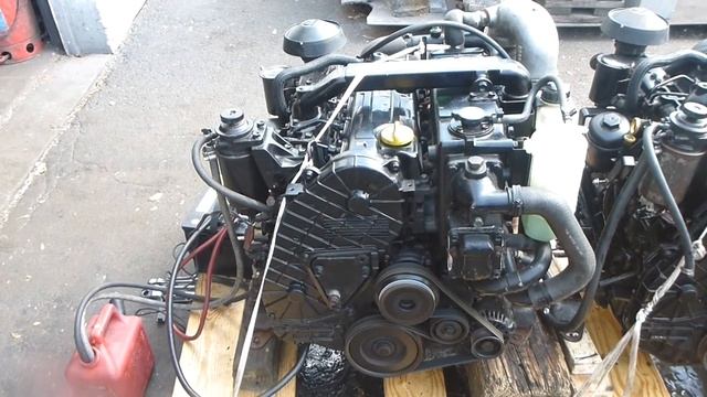 Cummins Mercruiser 1.7L Isuzu engine with outdrive смотреть онлайн