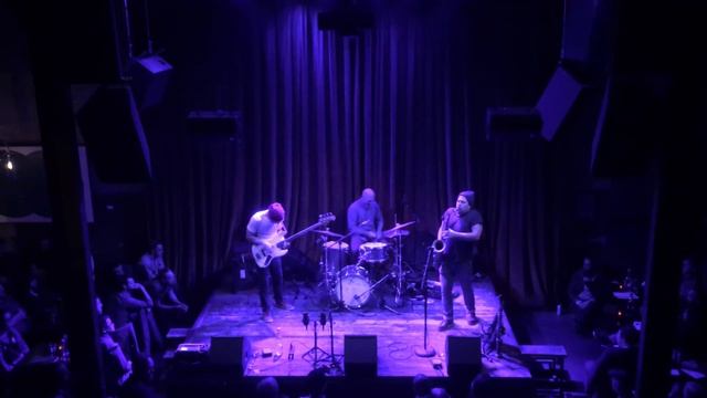 Happy Apple - Icehouse Minneapolis 11.26.16 #4 смотреть онлайн