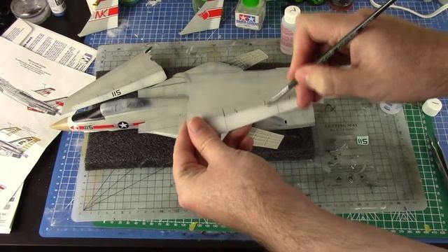 1/48 Tamiya F-14A Build Series - Part 7: Decals смотреть онлайн