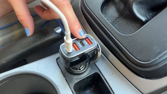 4 Ports and 60 Watts Max! Sunda Car Charger Review смотреть онлайн
