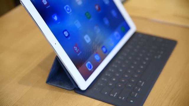 iPad Pro kontra Surface Pro! Niech wygra lepszy смотреть онлайн