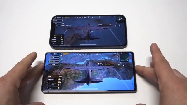 Iphone 12 vs Galaxy Note 20 - Design/Display/PUBG Gaming Comparison смотреть онлайн