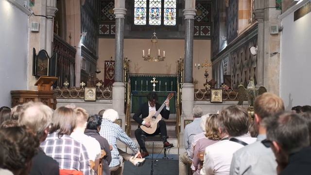 Gabriel Bianco plays 'Les Soires d'Auteuille' by Napoleon Coste. смотреть онлайн