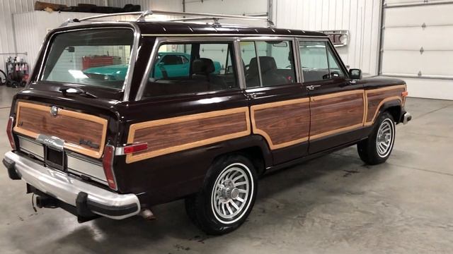 SOLD!!!! FINAL EDITION 1991 JEEP GRAND WAGONEER!! смотреть онлайн