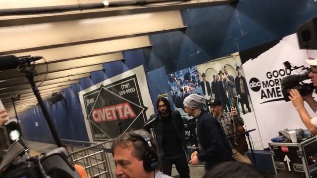 Linkin Park - Burn It Down + Crawling Live Grand Central Station 2017