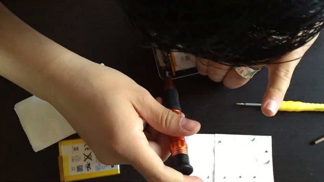 Reemplazo De Bateria iPod Touch 4G смотреть онлайн