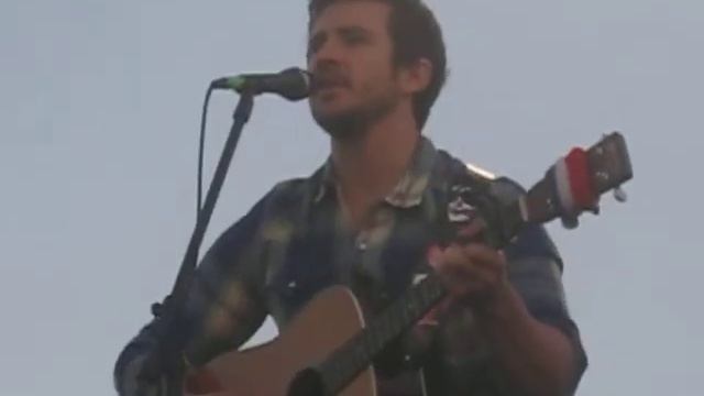 Greg Laswell- Lie to Me (live) смотреть онлайн