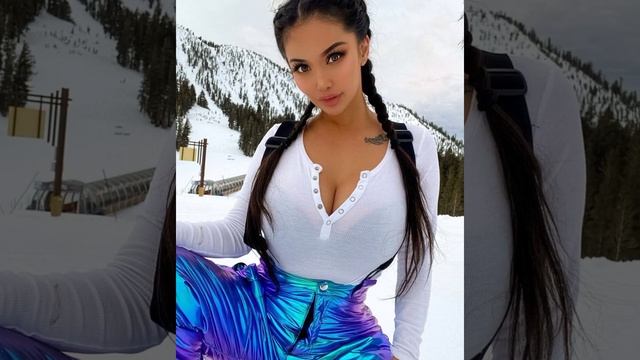 Curvy Model- Genesis Lopez , Biography, Net Worth And Relationship