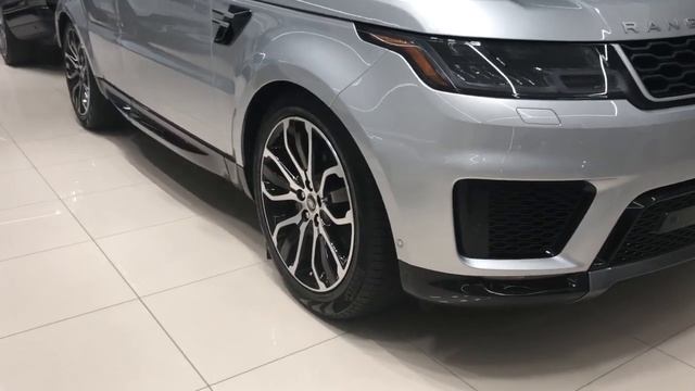 2020 Range Rover Sport HSE TD6 AWD | In-Depth Video Walk Around смотреть онлайн