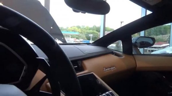 Lamborghini Aventador Review