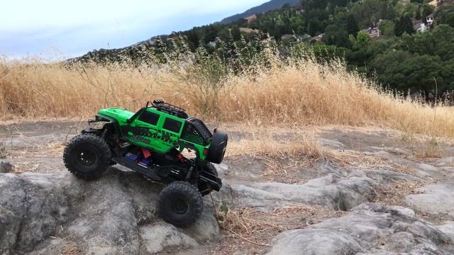 2.4 GHz RC Truck Jeep Wrangler смотреть онлайн