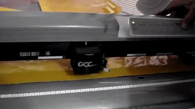 PLOTTER DE CORTE GCC BENGAL BN 60 смотреть онлайн