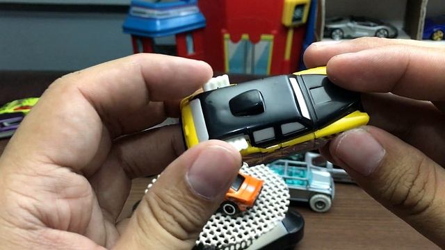 Fake Hot Wheels Multipack featuring a '69 Dodge Charger 500 and A Chevy Pickup смотреть онлайн