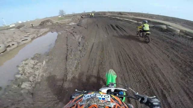 CAT & MOUSE BASE MOTOPARK KIDS смотреть онлайн