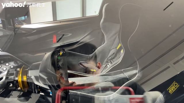 Lamborghini Essenza SCV12 藍寶堅尼最強賽道版超跑 媒體預賞直播！ смотреть онлайн