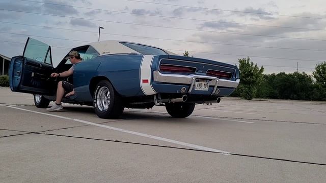 1969 Dodge Charger 440 Mopar EFI Cold / Warm Start And Walkaround