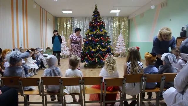Утренник в д/с №4 28.12.2016 смотреть онлайн