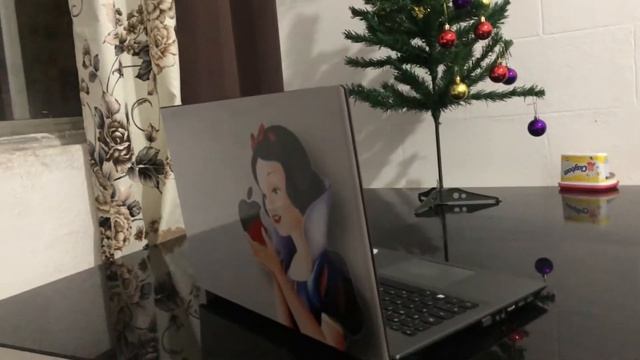 HACKINTOSH PERSONALIZADO COM SKIN Macbook style смотреть онлайн