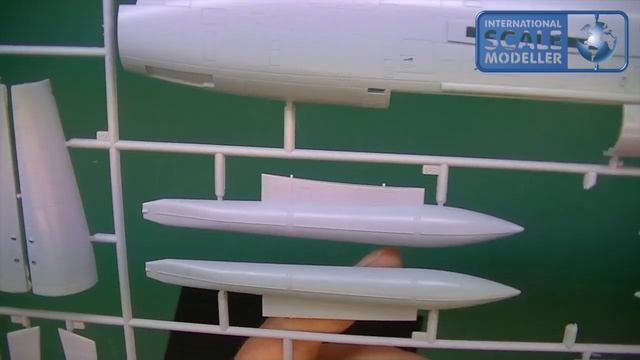 Airfix 1/48 English Electric Lightning F.2A/F.6 Scale Model Review