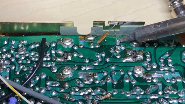 EP 158 -Major M588 SSB CB radio - some mods and testing. смотреть онлайн