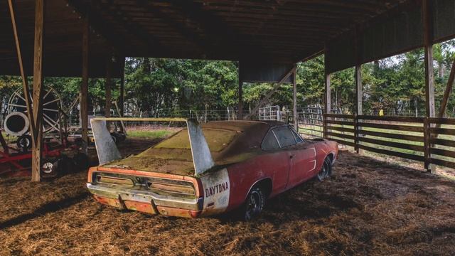 Dodge Daytona was FORGOTTEN 40 YEARS AGO in a barn! смотреть онлайн