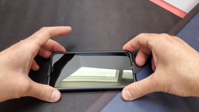 IPhone XR Privacy Glass Screen Protector - No One Can See But You! смотреть онлайн