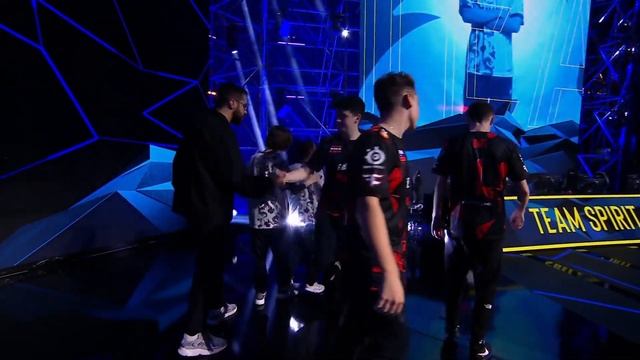 СПИРИТ ПОБЕДИТЕЛИ INTEL EXTREME MASTERS KATOWICE 2024 SPIRIT WON KATOWICE 2024 КЭРРИГАН ПЛАЧЕТ ДОНК