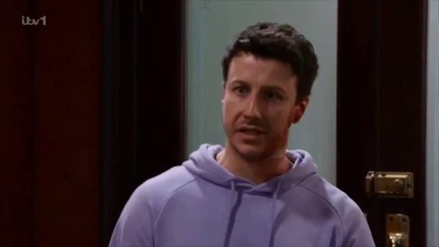 Last Night's Corrie in Under Four Minutes - 23 June 2023 смотреть онлайн