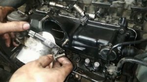 (Isuzu 4hf1) changed oil & cleaning intake manifold
