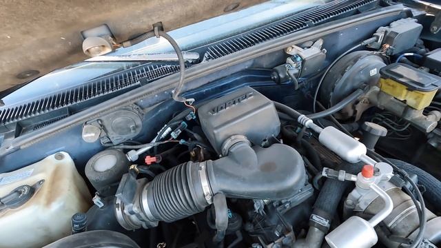 Copart Walk Around + Live Bidding 1-28-22 + Lowrider Chevy 1500! смотреть онлайн