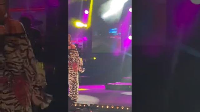 Ajda pekkan konseri antalya 2022 смотреть онлайн