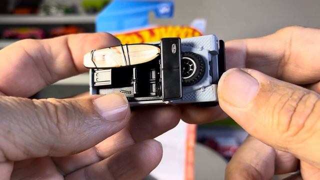 Hotwheels retro Land Rover 2 review смотреть онлайн