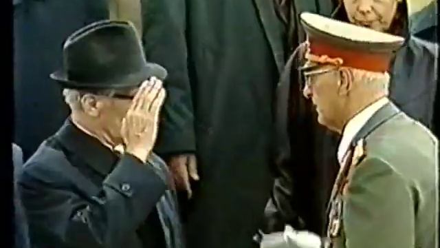 Ehrenparade der NVA 1949-1989 Part 2 of 6 смотреть онлайн