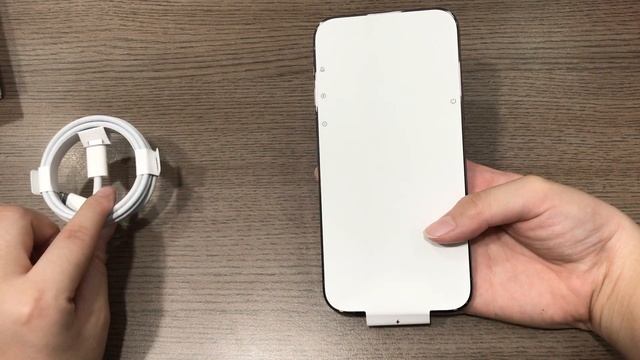 IPHONE 12 PRO | Unboxing, Floating Apple Store, Camera Test смотреть онлайн