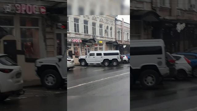 шестиколесный Hummer H2 смотреть онлайн