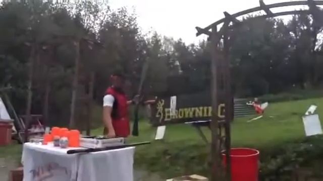 Show Raniero Testa Chérimont ClayShooting смотреть онлайн