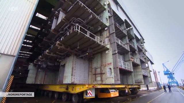 Transportfahrzeuge: Wenn starke Maschinen Großes bewegen | die nordreportage | NDR Doku смотреть онлайн