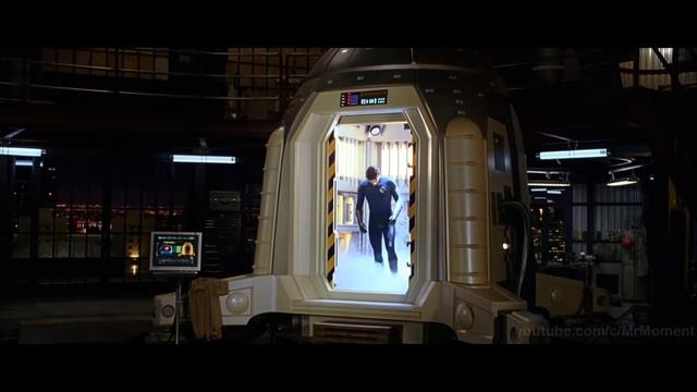 Мистер Фантастик испытывает на себе машину, которая воссоздаёт космическую бурю смотреть онлайн