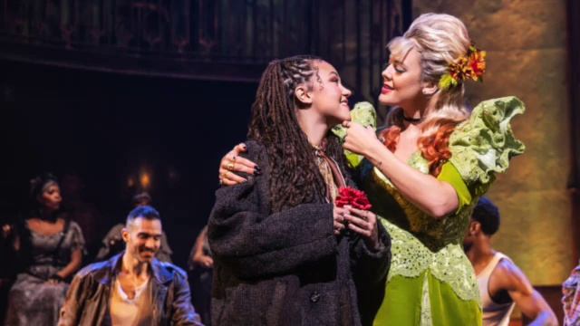 Hadestown Act 1 Solea Pfeiffer and Betty Who's Last show смотреть онлайн