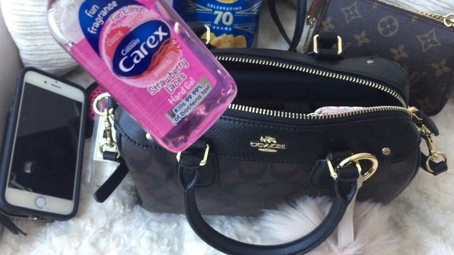 What Fits?! | Coach Mini Bennett Satchel Bag | What's In my Bag смотреть онлайн