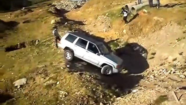 JEEP GRAND CHEROKEE 5.2 STOCK OFF ROAD смотреть онлайн