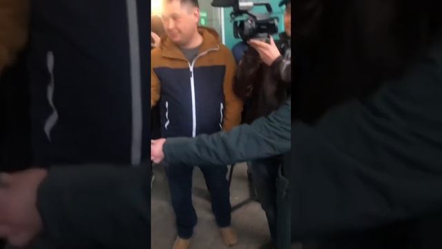 Я хочу бежать по дорогам пустым #elvingrey смотреть онлайн